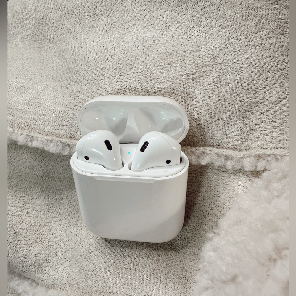 AirPods 2nd Generation